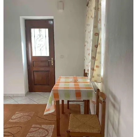 αγναντεμα 公寓式酒店 Eláti